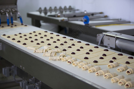 西式糕点输送带 现代烘焙产业的效率核心